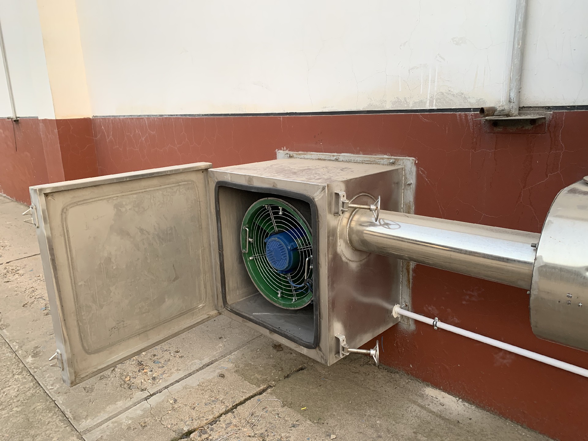 1641365780830807.jpg 不锈钢通风口.jpg