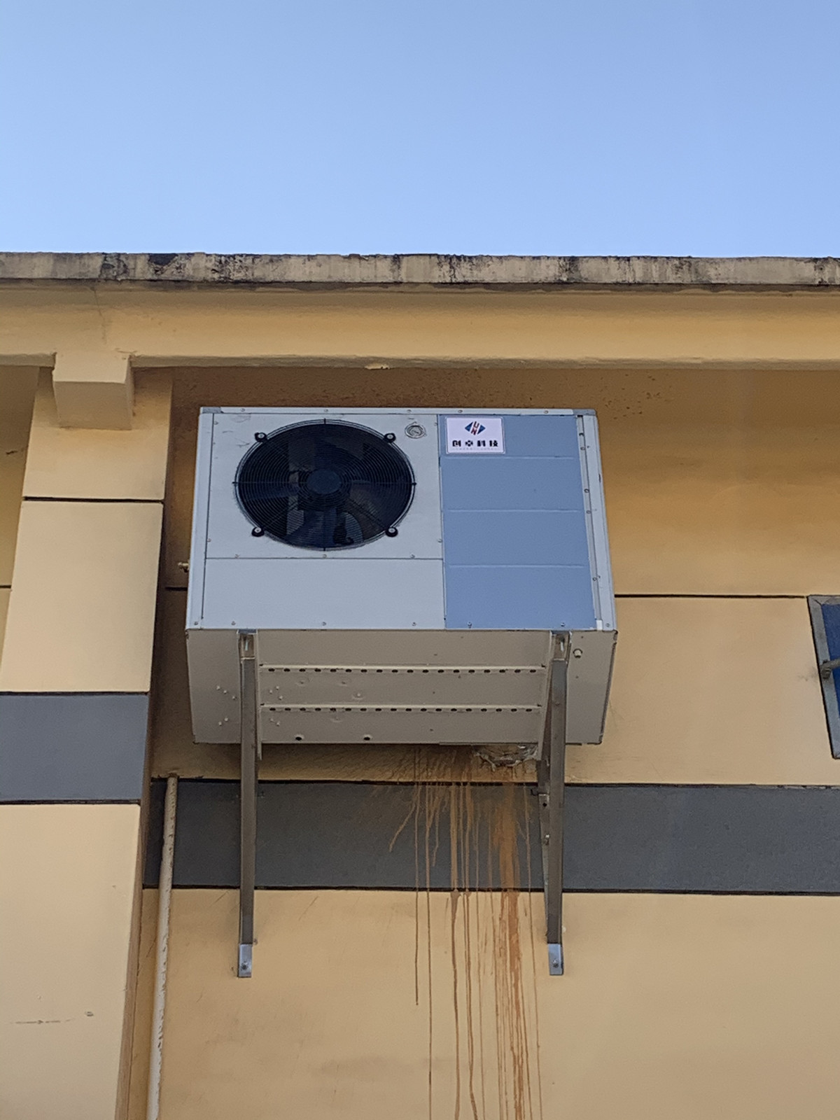 1652842432175587.jpg 粮库专用空调13.jpg