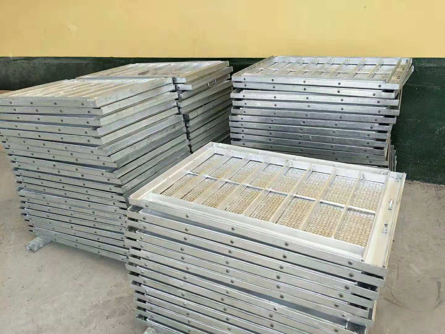 1715654756783871.jpg 547f5db1d372d28b45f1435b9ad2eee.jpg